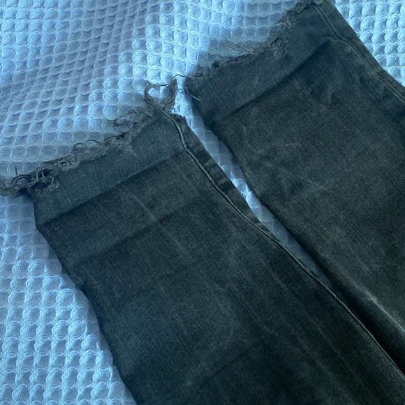 Stretchy High Rise Skinny Button-Fly Washed Black Jeans - Picture 4 of 5